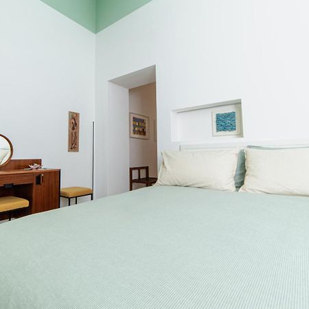 San Michele 15 Apartment Salerno Exterior photo